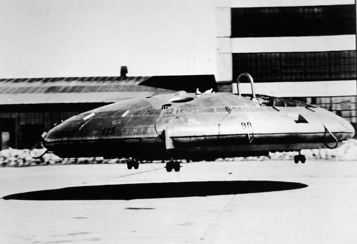 Avro Canada VZ-9 Avrocar in test flight
