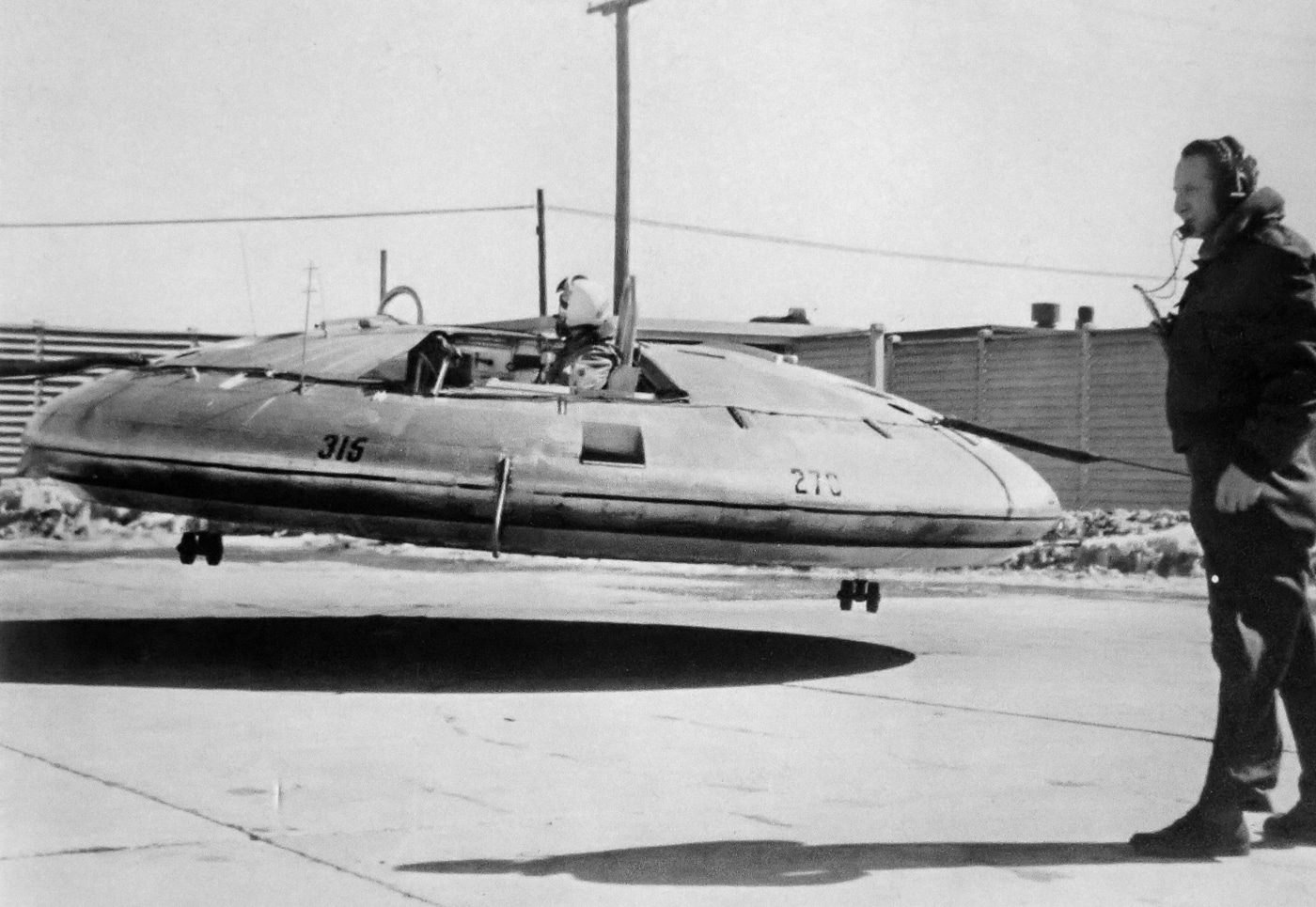 Avro Canada VZ-9 Avrocar tethered during testing