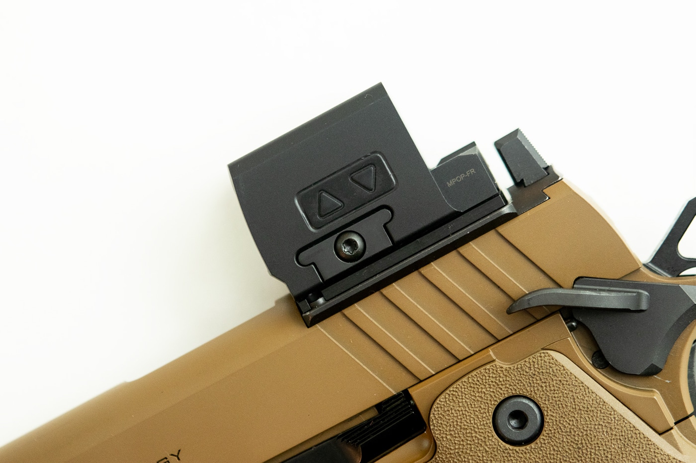 Meprolight MPO PRO F red dot sight mounted on a coyote brown Springfield Armory Prodigy