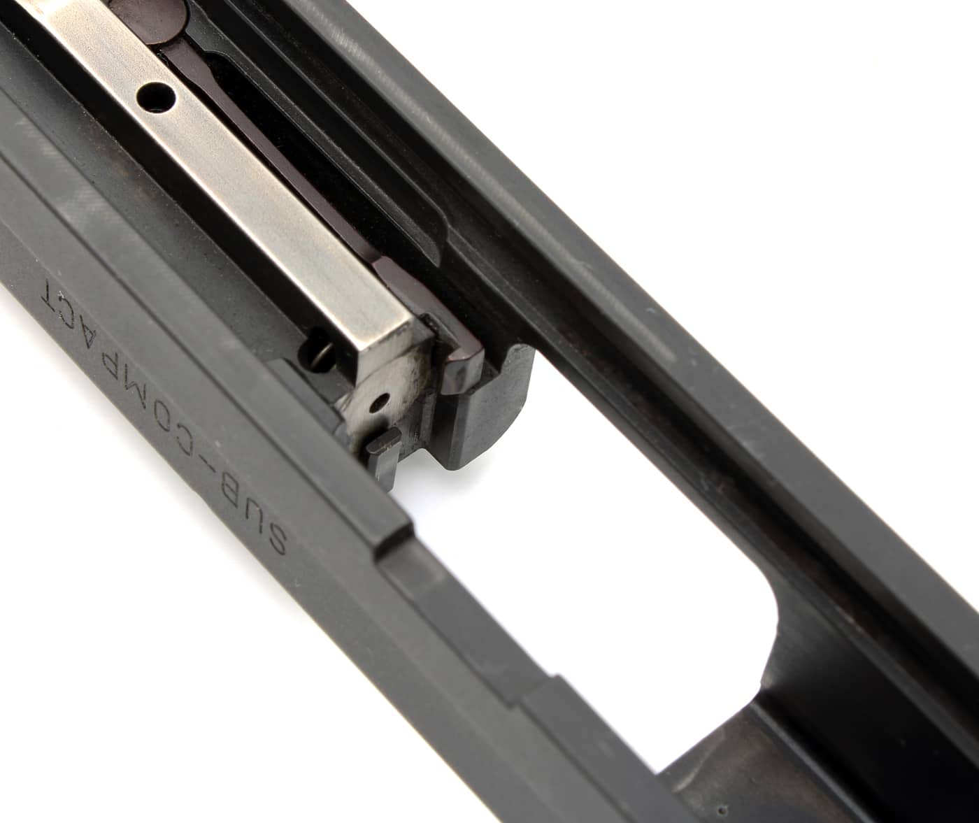 pistol extractor important for reliable function